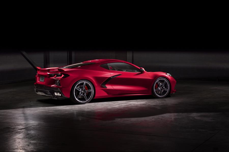  Chevrolet Corvette Stingray Z51 (C8) 2019 года  (NA) (фото 9 из 77)